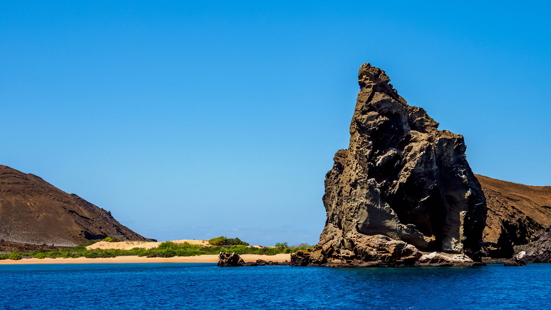 Galapagos Islands Yachts in November